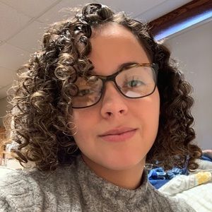 Meet your Posher, Andrea